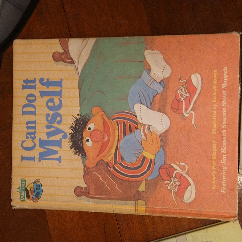 Sesame Street books: Lot of 4 - Picture 3 of 10